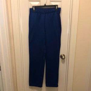 Blue Nike Thermal-Fit women’s training pants.